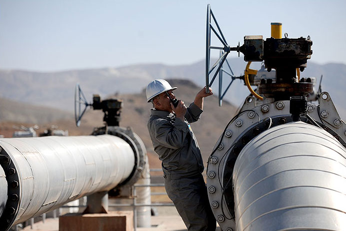 طول خطوط لوله انتقال نفت ایران 700 کیلومتر افزایش می‌یابد